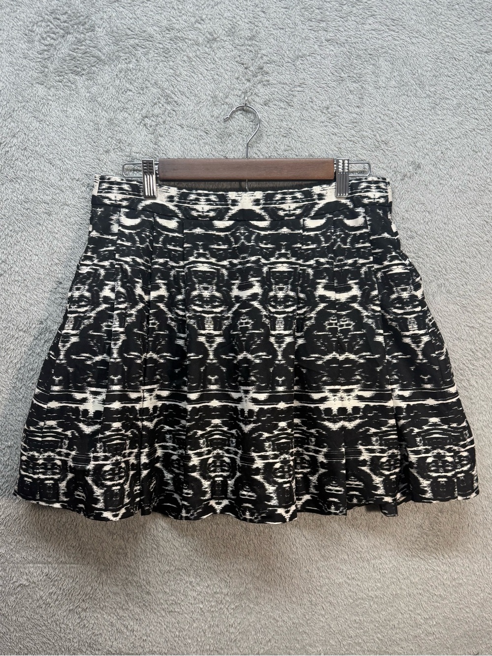 J.Crew Black & White "Blurred Ikat" Pleated Mini Skirt